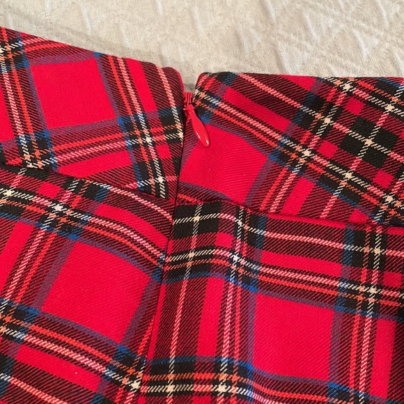 REDUCED! Talbots red plaid wool skirt - Picture 4 of 6